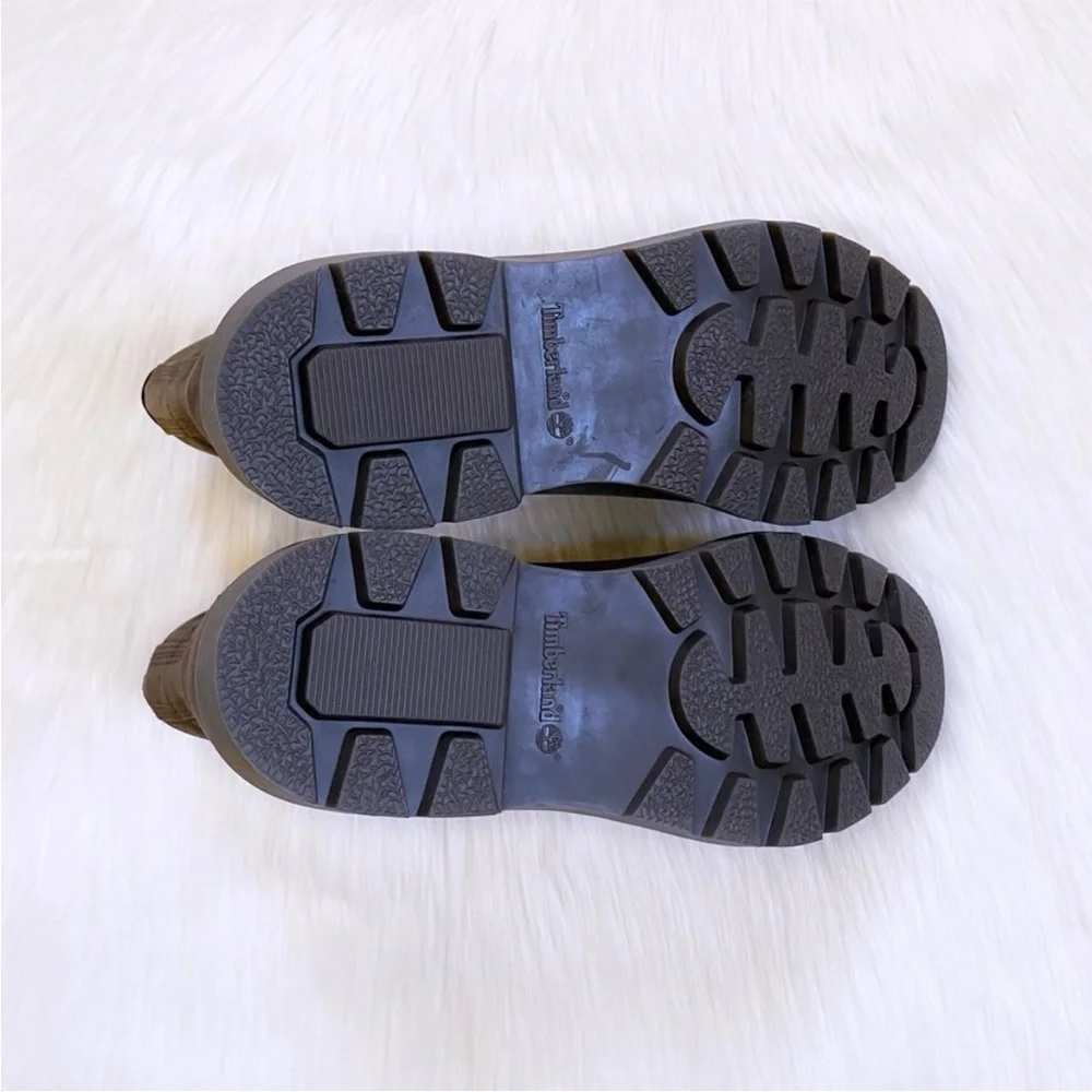 Timberland Men’s Classic 6 Inch Waterproof Brown Boots - Picture 7 of 7